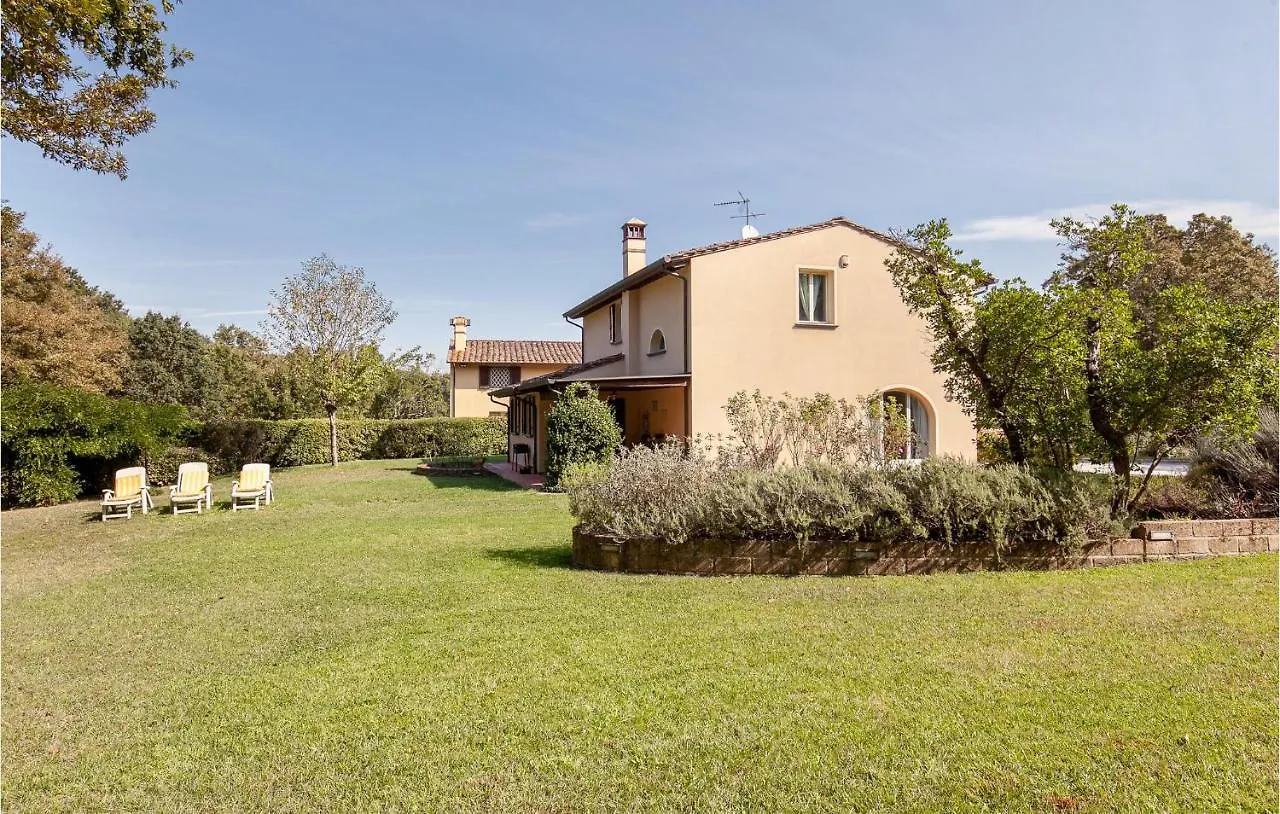 Cozy Home In Pontedera Pi With Wifi Castel del Bosco  度假居