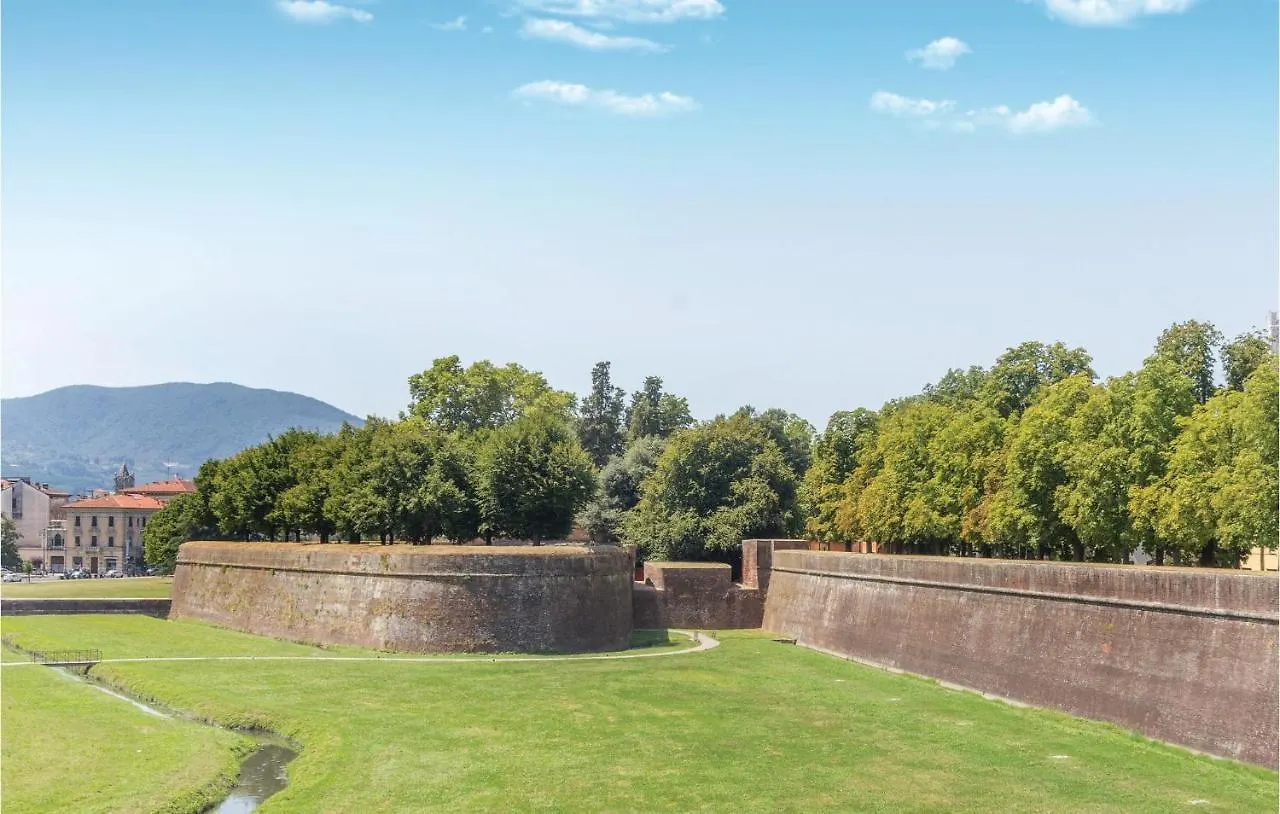 Cozy Home In Pontedera Pi With Wifi Castel del Bosco  意大利